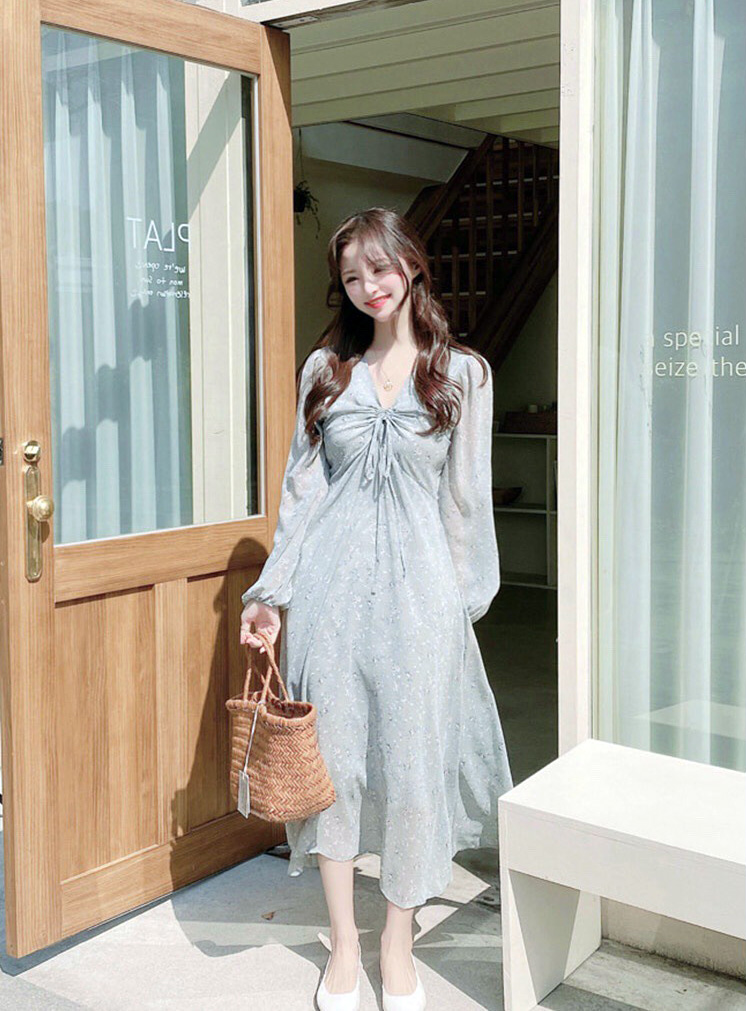 胸元ギャザー小花柄ワンピース 大きいサイズのワンピース専門店 ミニョン