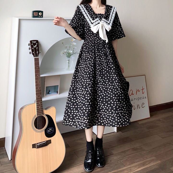セーラー襟小花柄モノトーンワンピース 大きいサイズのワンピース専門店 ミニョン