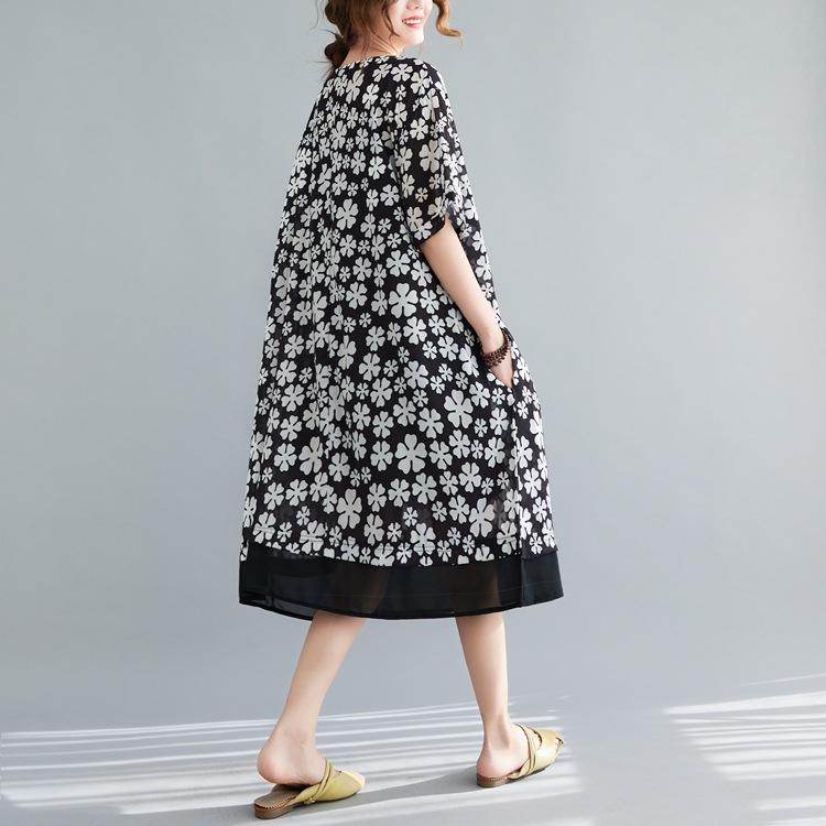 モノトーン花柄透け感裾ワンピース ゆったり 大きいサイズのワンピース専門店 ミニョン